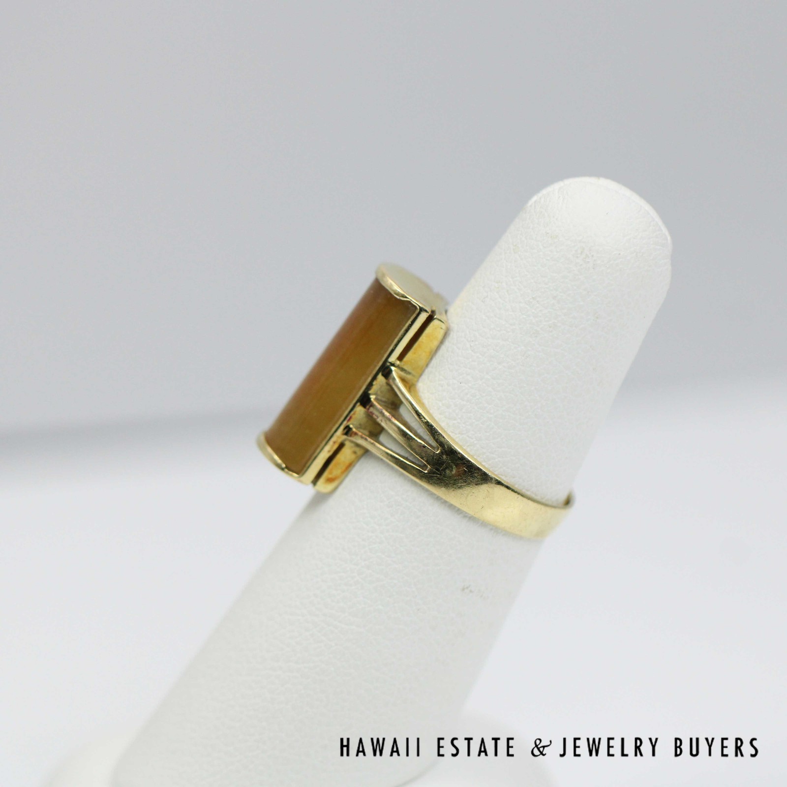 Honey Jade Rectangular Cabochon 14K Yellow Gold Split-Shank Ring Size 6.25
