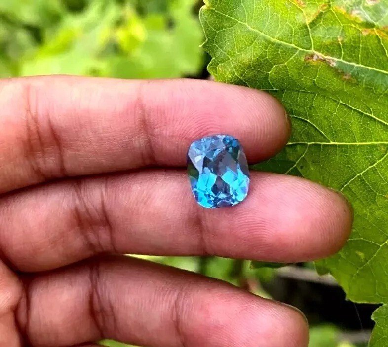 Natural Cushion Cut Certified 7.72Ct Santa Maria Blue Aquamarine Loose Gemstone