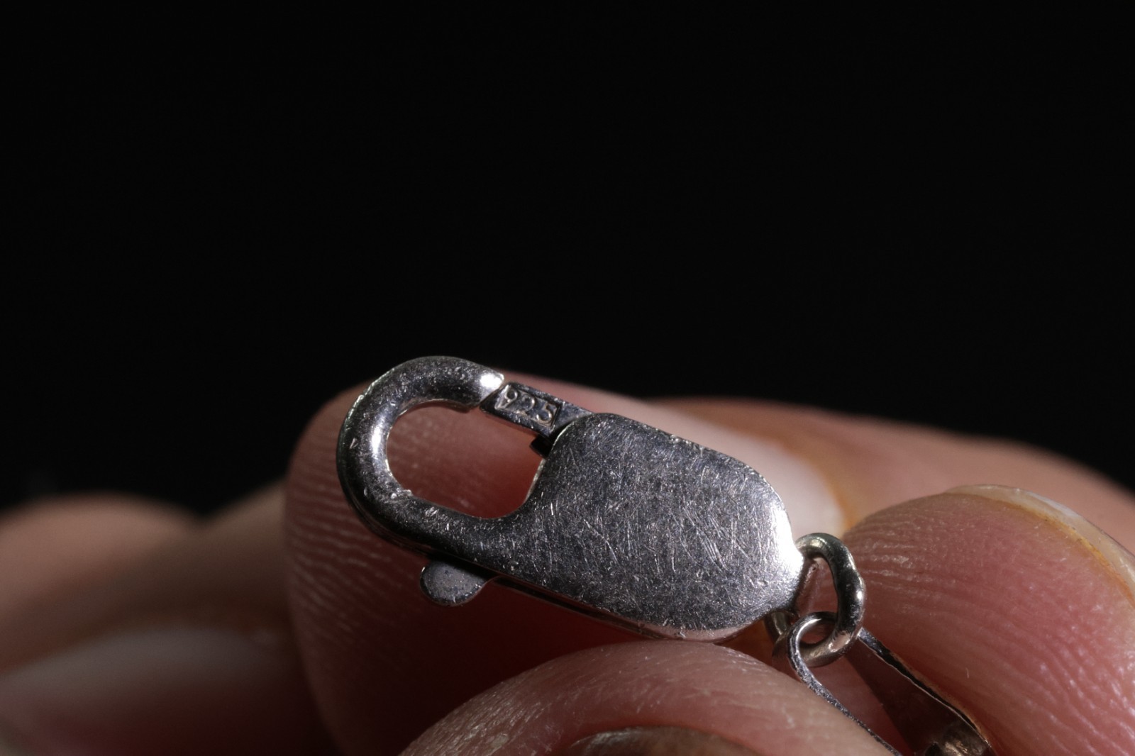 925 Sterling Silver Mariner Bracelet with lobster lock 8in 8.8 grams