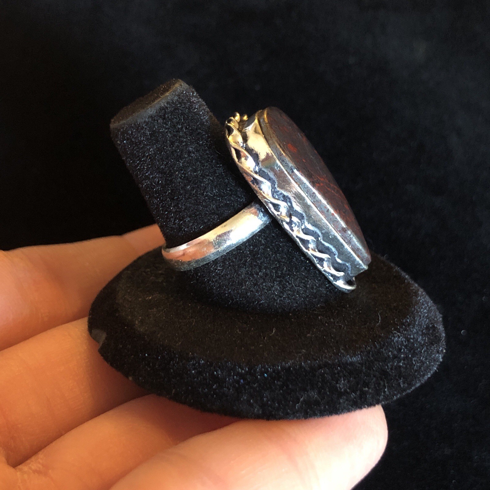 Gray Red And Black Stone Unknown 925 Sterling Silver India Ring Size 6