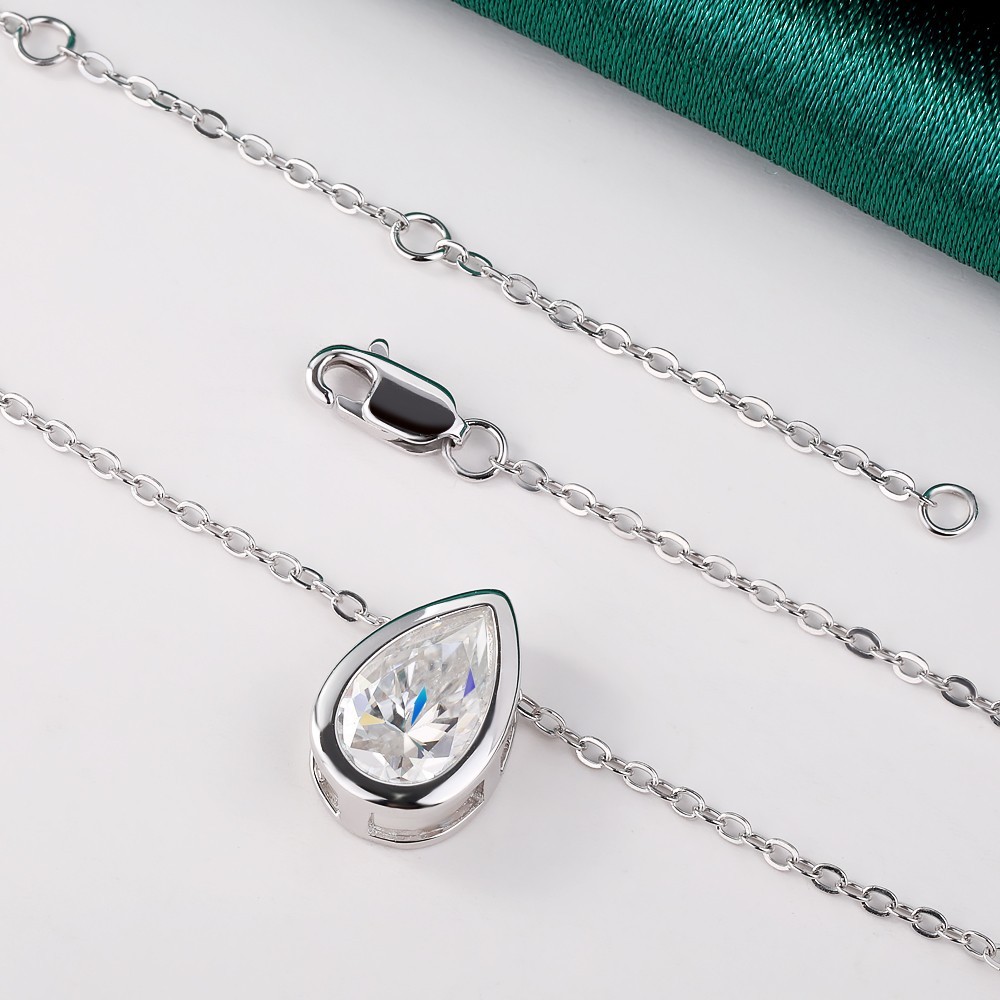 1-4CT Pear Cut Moissanite Solitaire Pendant Necklace 925 Sterling Silver Chain