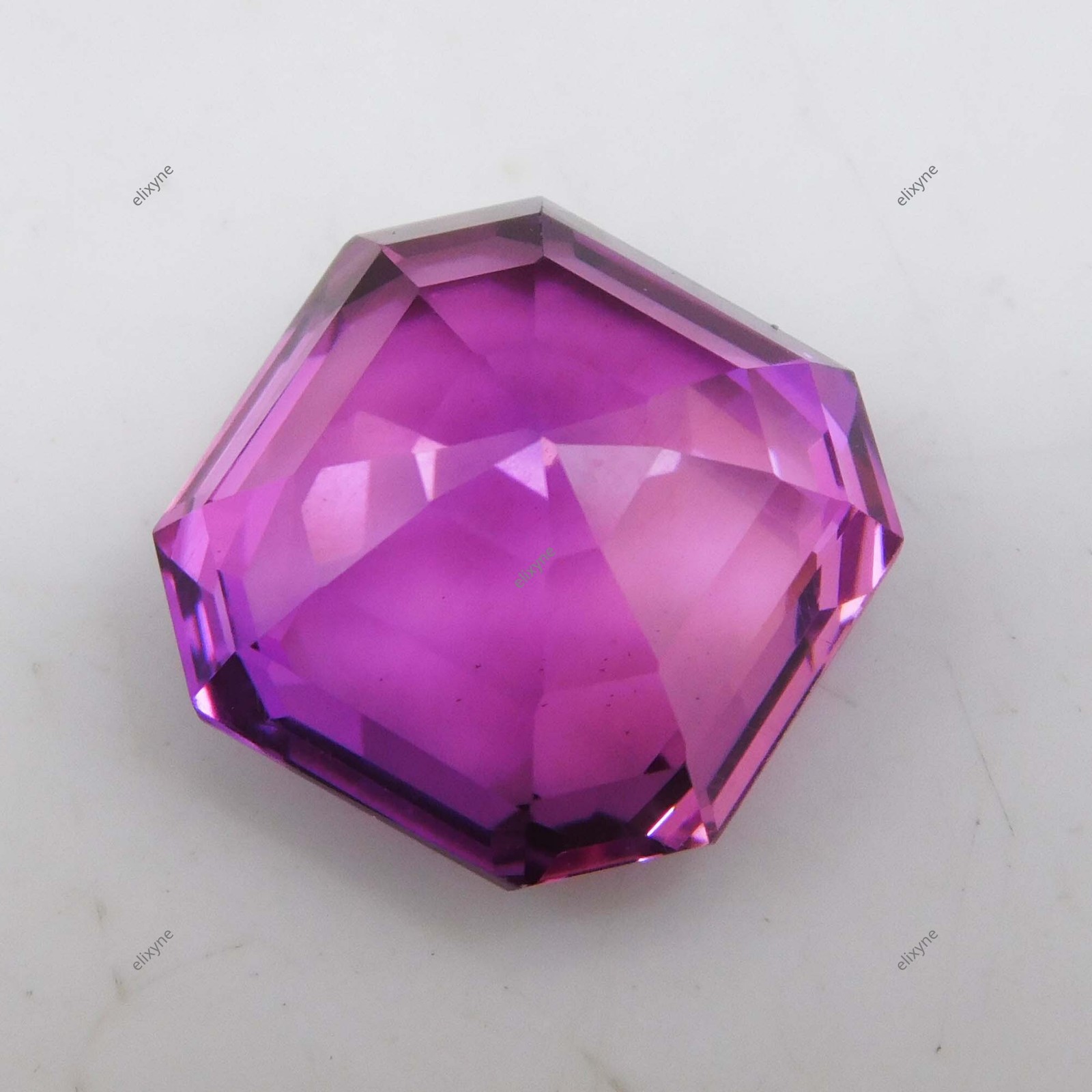 Natural TAAFFEITE 14.85 Ct CERTIFIED Velvet Smooth Purple Pink RARE Gemstone