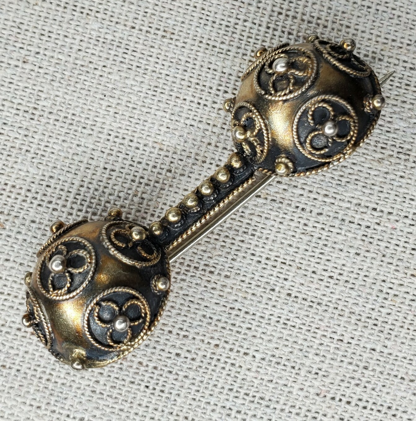 Antique Etruscan Revival Pin Brooch c 1900 Gold Russian Hallmark Granulation