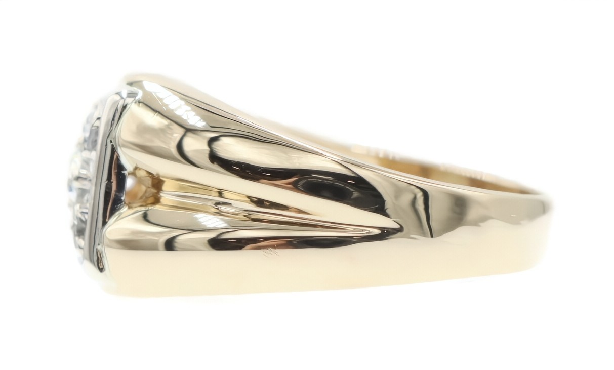 Men’s Vintage-Style 0.27 Ctw Round Diamond 14KT Two-Tone Gold Estate Ring – 6.2g