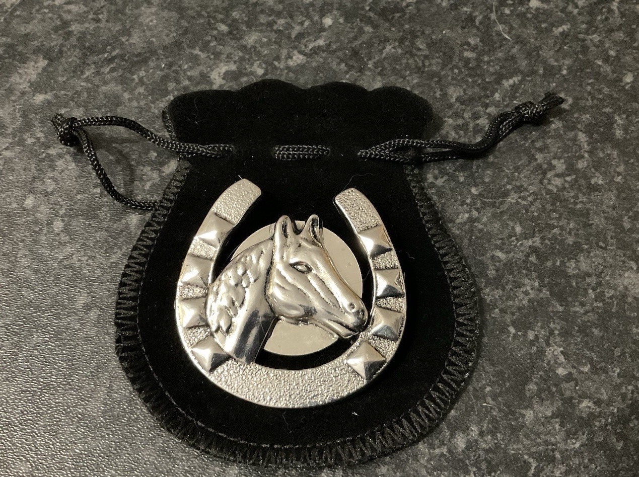 Repurposed Silver Lucky Horse Head Brooch Horse Shoe Equestrian Pony Gift 5cm