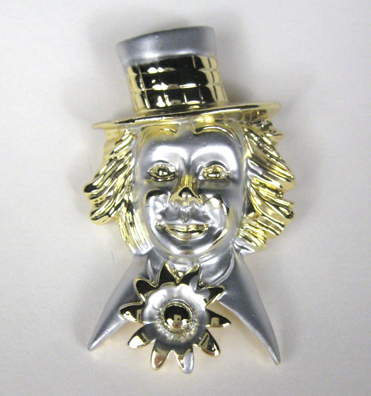 Mad Hatter Brooch Pin Goldtone VTG Jewelry 2.3 in Estate Silvertone Clown Hat