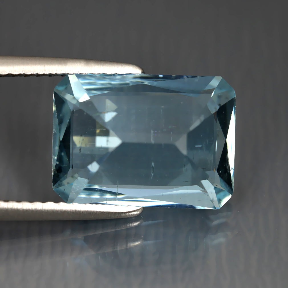 4.82 ct Stunning Octagon (12.61 x 9.21 mm) Brazil Sky Blue Aquamarine Gemstone