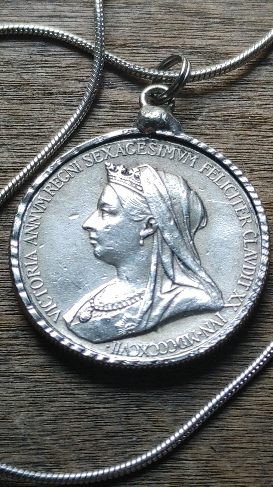 1837-1887 Queen Victoria English Silver Jubilee Pendant 28″ Sterling Snake Chain