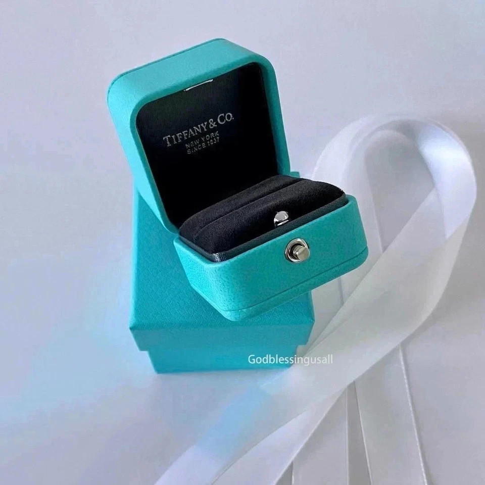 100% Authentic Tiffany & Co Engagement Ring Box + Outer Box+Ribbon free shipping