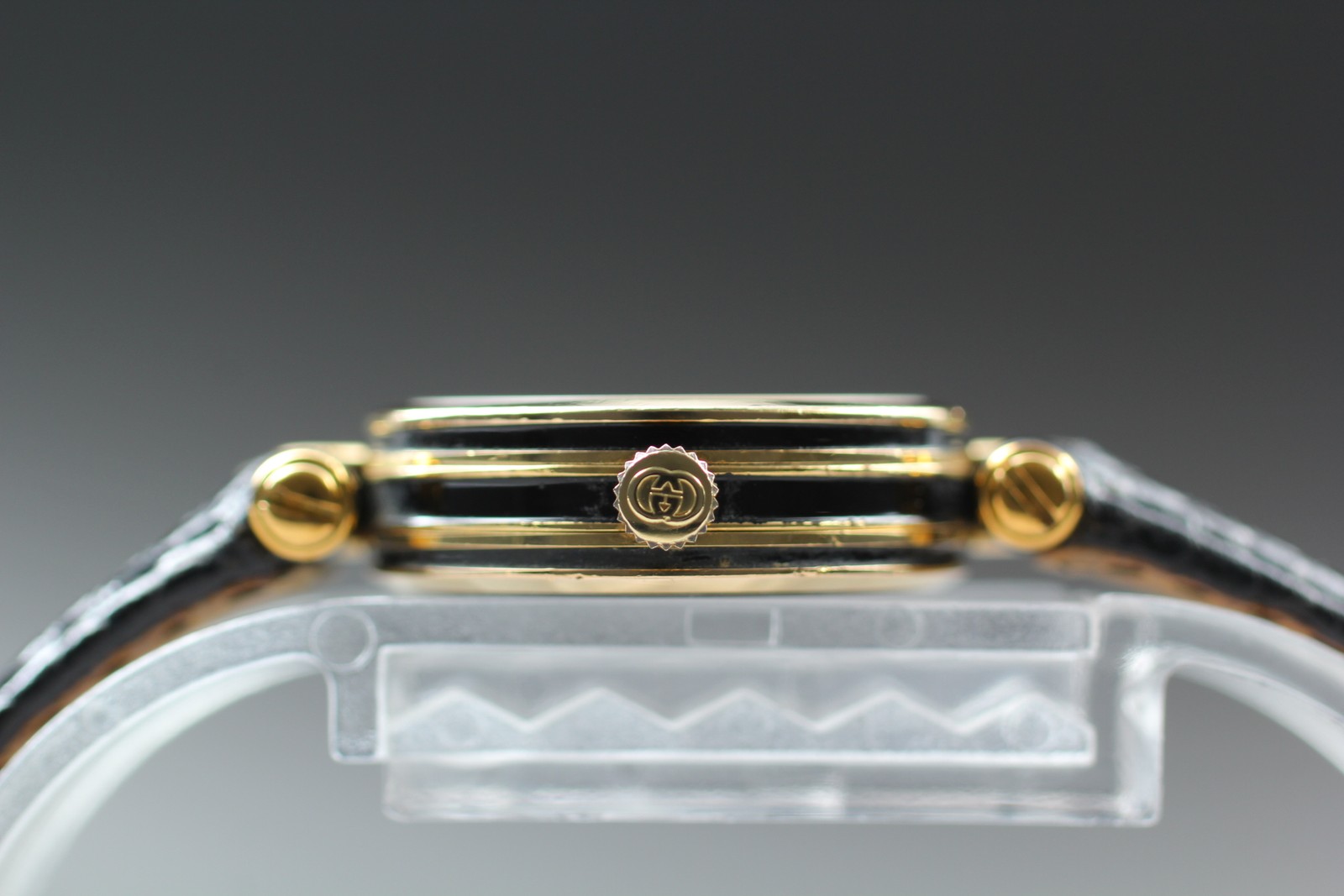 [Exc+5] GUCCI 2000L 21mm Gold Tone Quartz Watch Black Dial From JAPAN