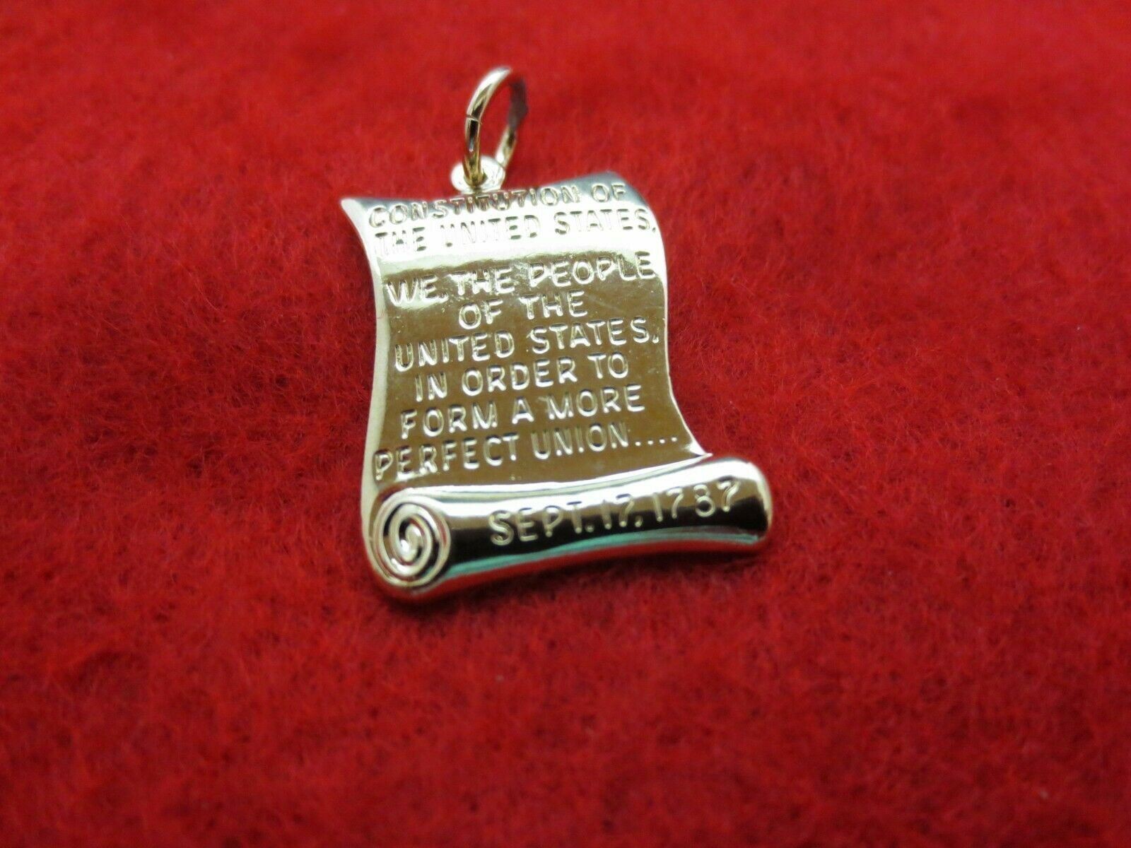 14 KT GOLD EP CONSTITUTION OF THE UNITED STATES PATRIOTIC CHARM PENDANT-308