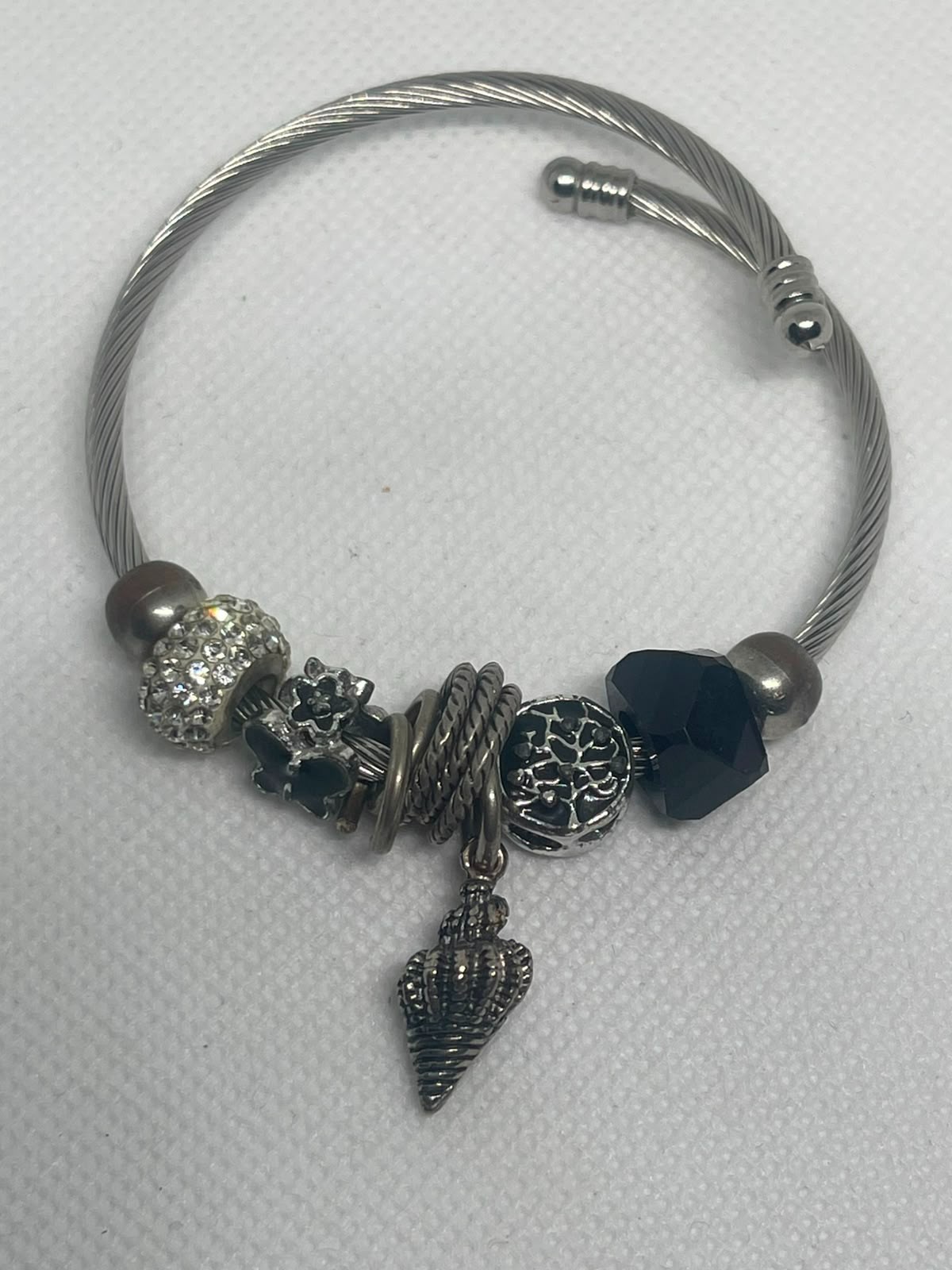 Silver Tone Charm Bracelet with Crystal Beads & Seashell Pendant Boho Style