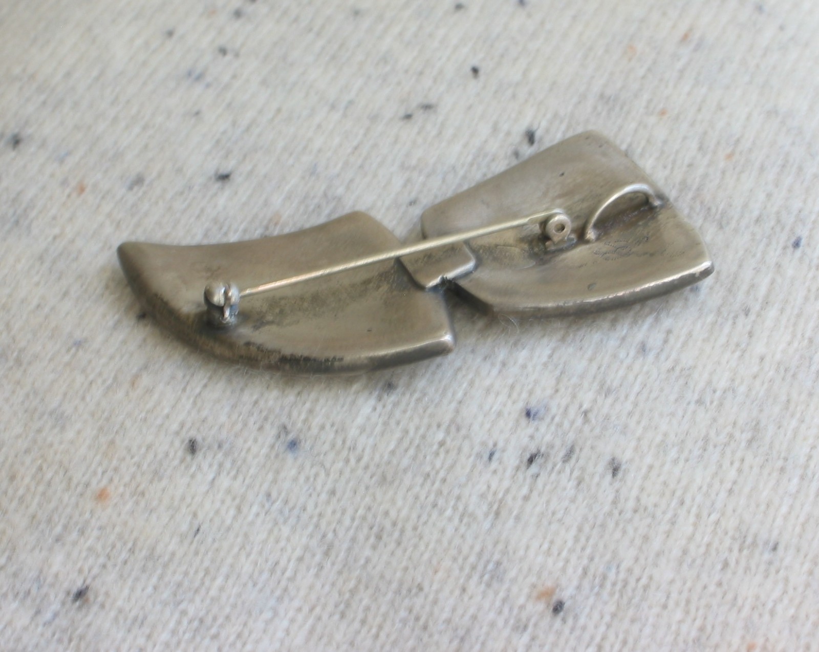 BROOCH PIN & PENDANT 2-IN-1 CONTEMPORARY ABSTRACT SIGNED MIXED MEDIA LAPEL PIECE