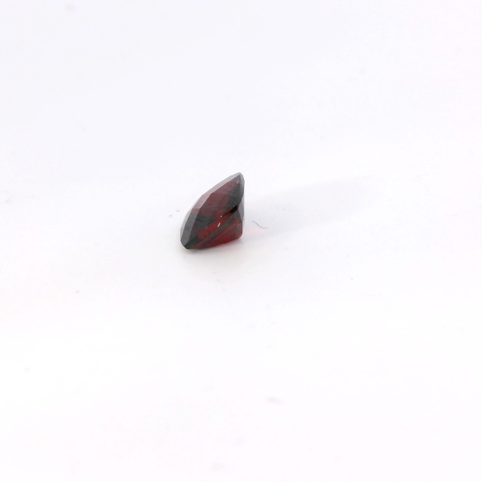 1.83ct Loose Faceted Cushion Cut Lab Created Garnet Gemstone 7 x 7mm