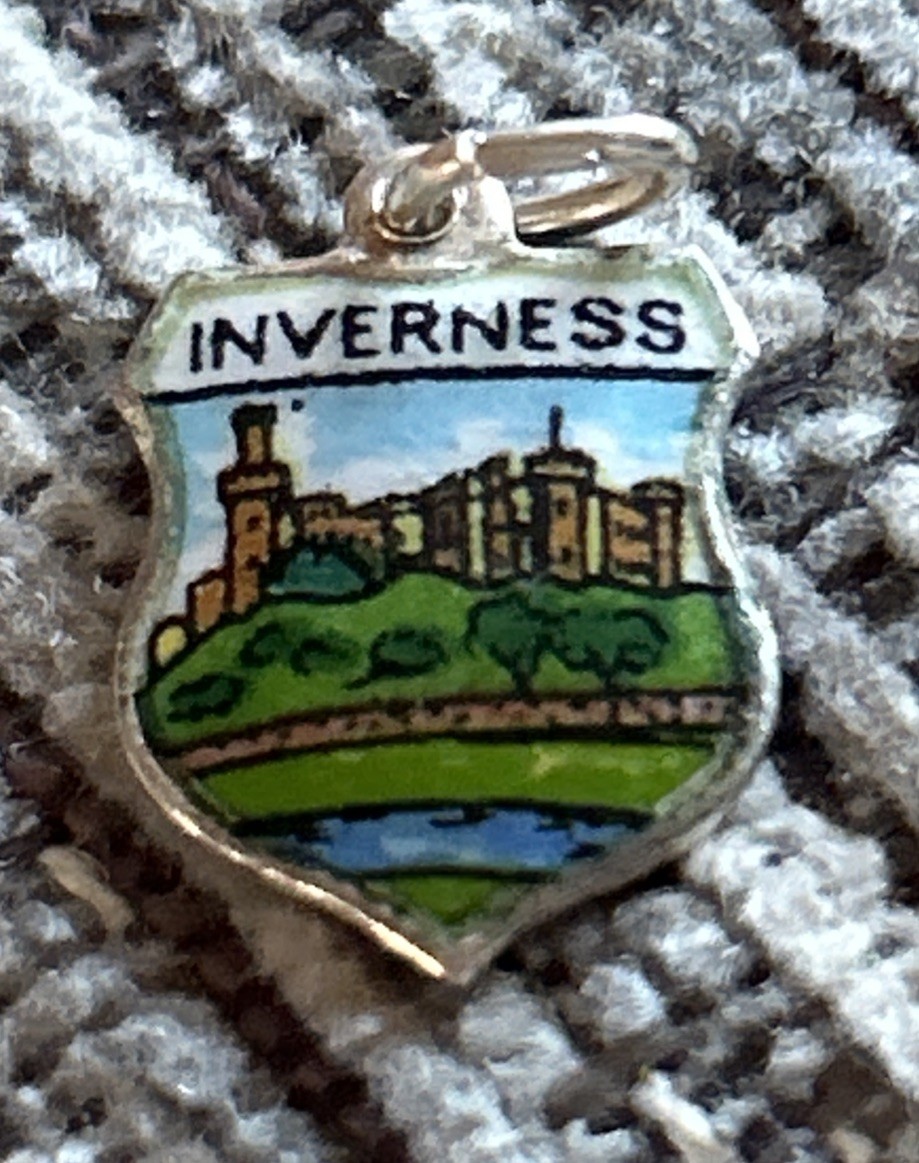 INVERNESS Silver Vintage Travel Shield Enamel Souvenir Collectible Charm