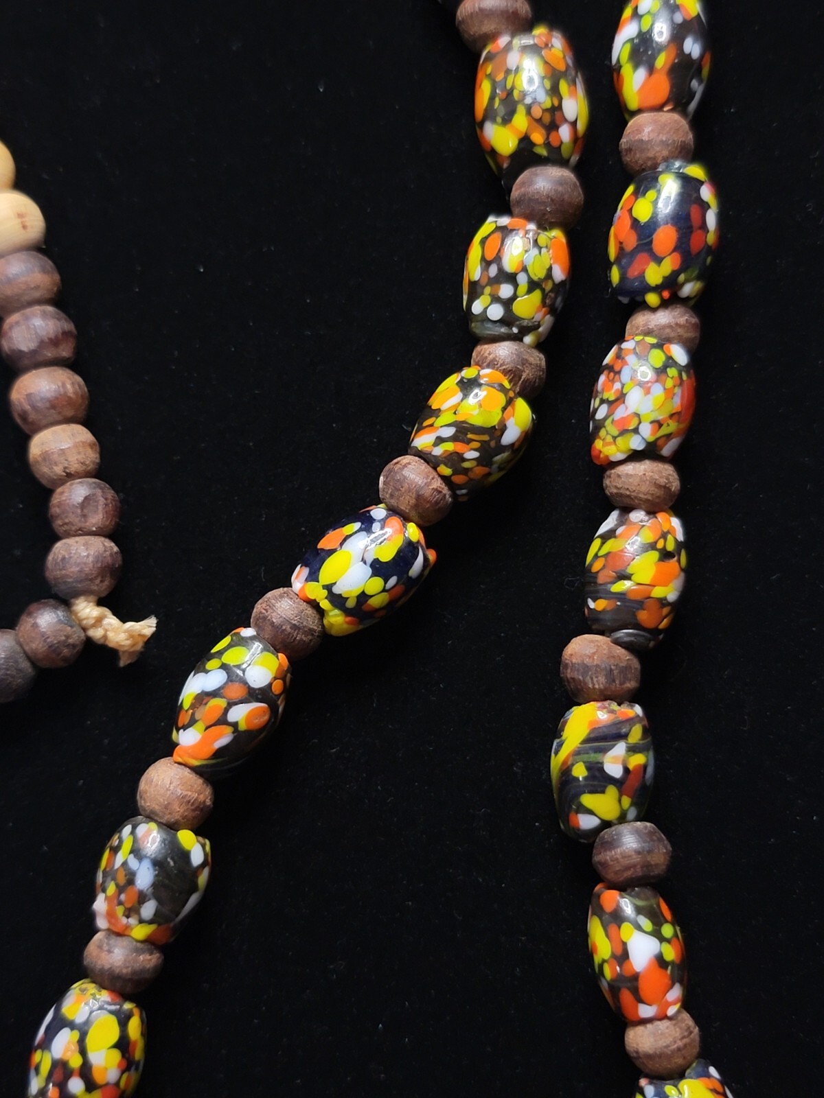 Vtg Wood Spacer Glass Trade Beads Black Blue Orange Yellow Necklace Roughly 32″