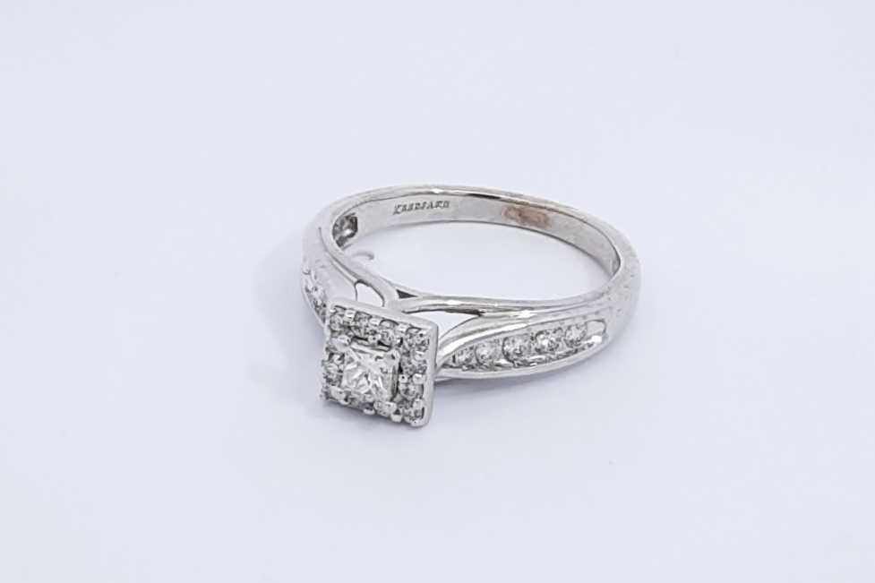 0.57cttw Dimaond Ring In 10k White Gold 3 Grams Size 7 Eb0226oxzdu