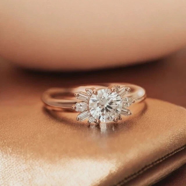 2.20Ct Round Cut Simulated Diamond Lovely Wedding Ring In 14K Rose Gold Plated