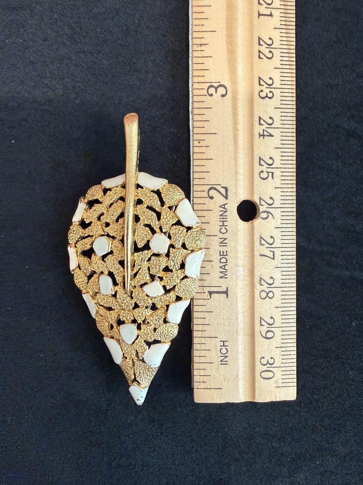Gold White-Frost Enamel Brooch Leaf Pin Gold Tone Filigree Vintage 1960s