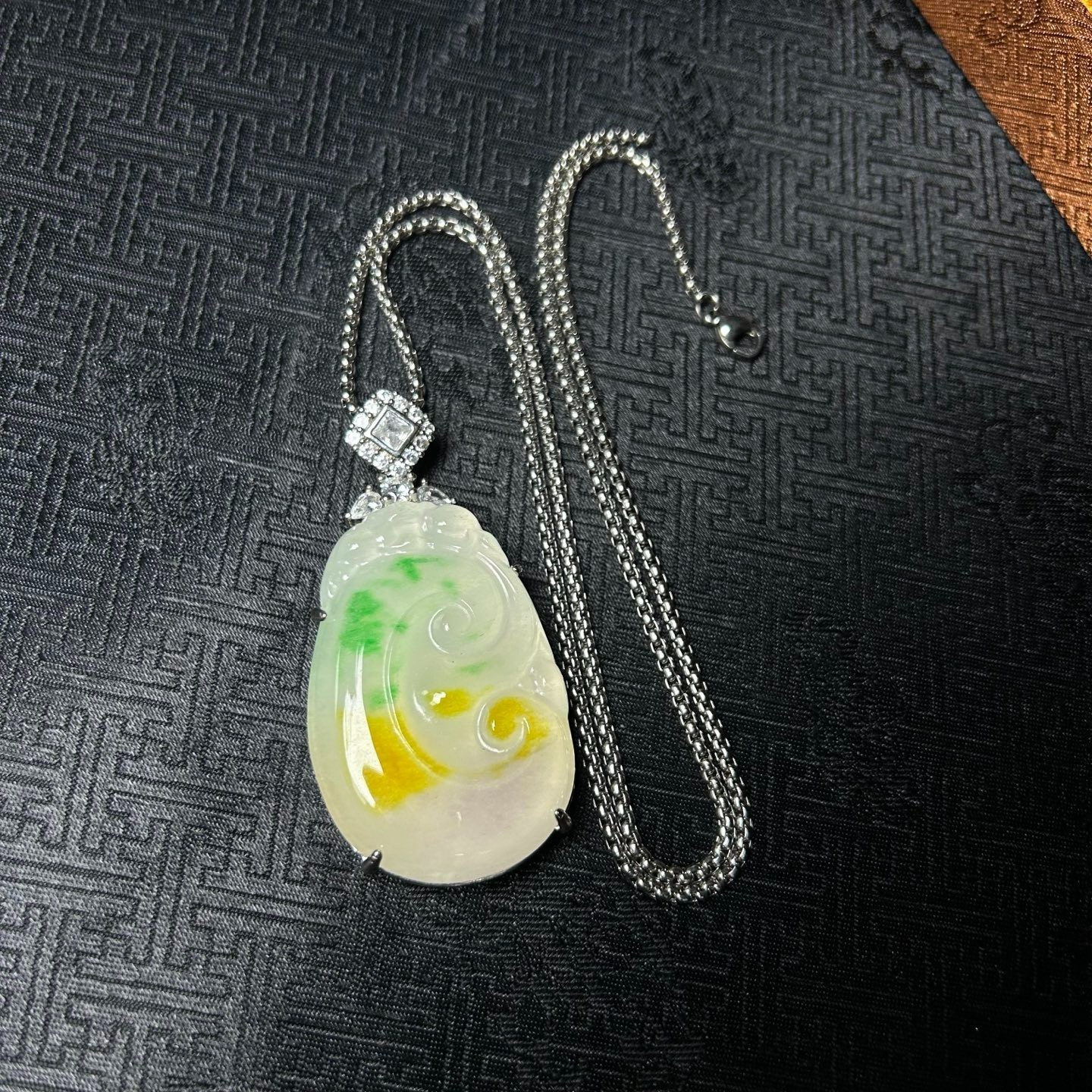 Nature inlay ice white Burmese Jade Jadeite Carved Ruyi lucky Pendant&Necklaces