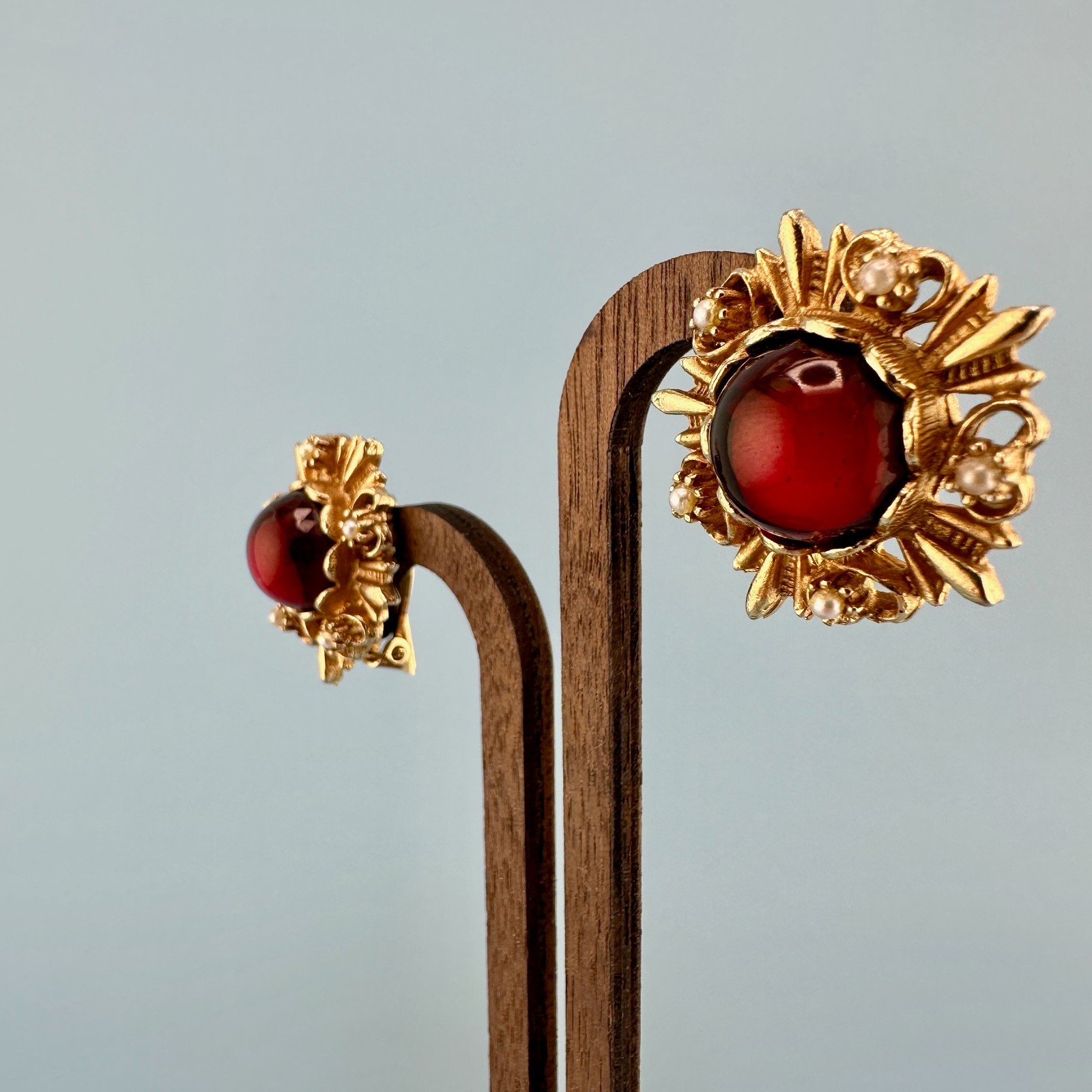 Vintage Clip On Earrings Red Glass Cabochon Gold Tone Faux Pearl Etruscan Rev