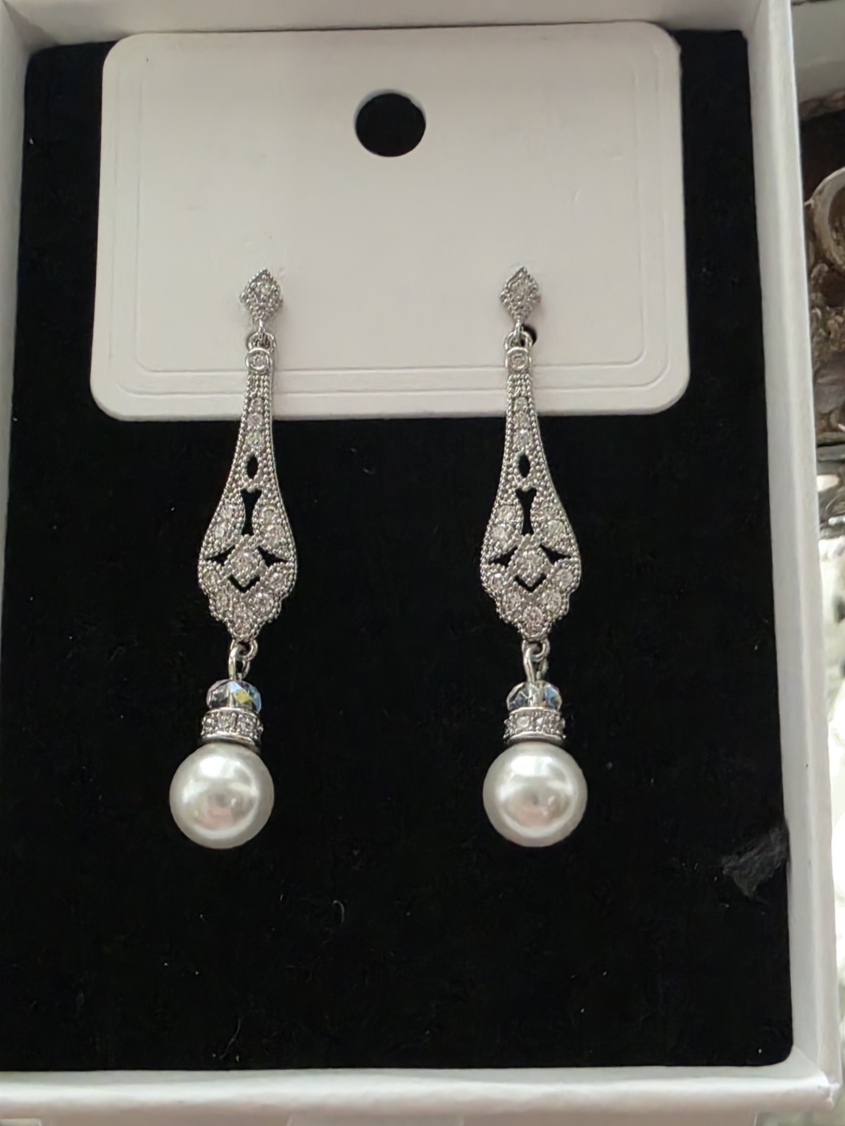 Sparkle In Zirconia Earrings Great Design Feminine 1.75″ Long Casual/Formal New