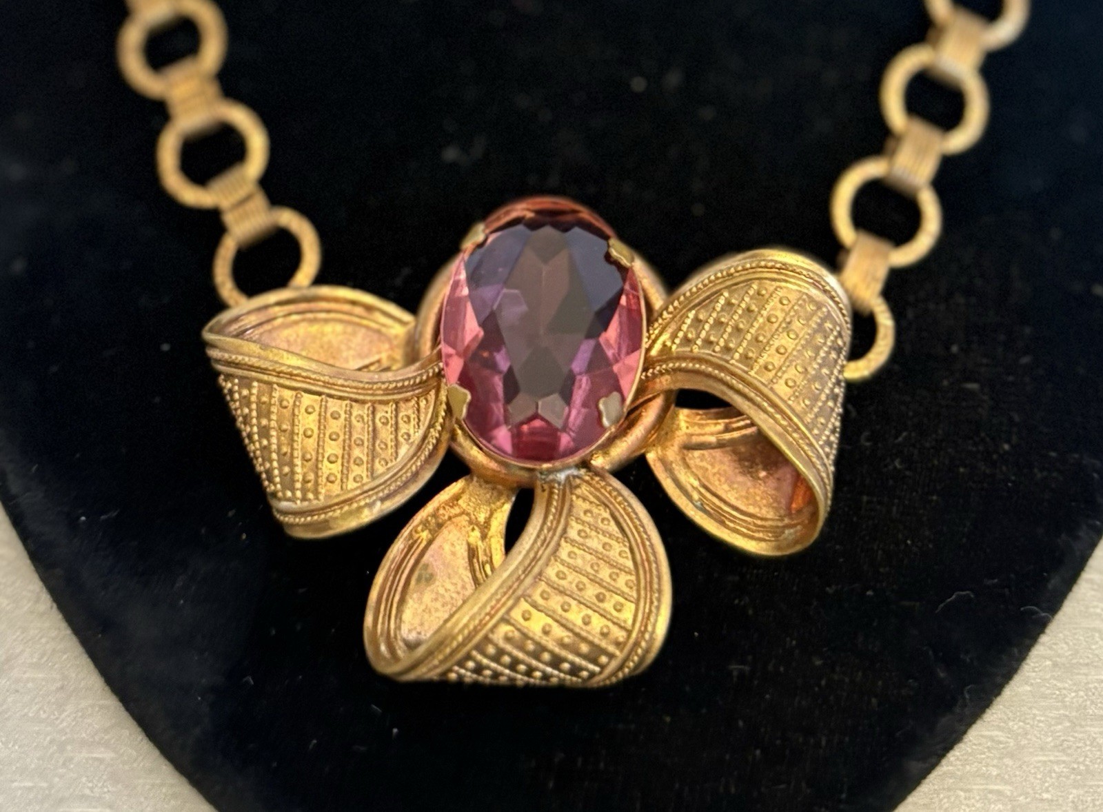 Art Deco Bohemian Pink Glass Brass Bow Pendant Book Chain Choker Necklace 17″