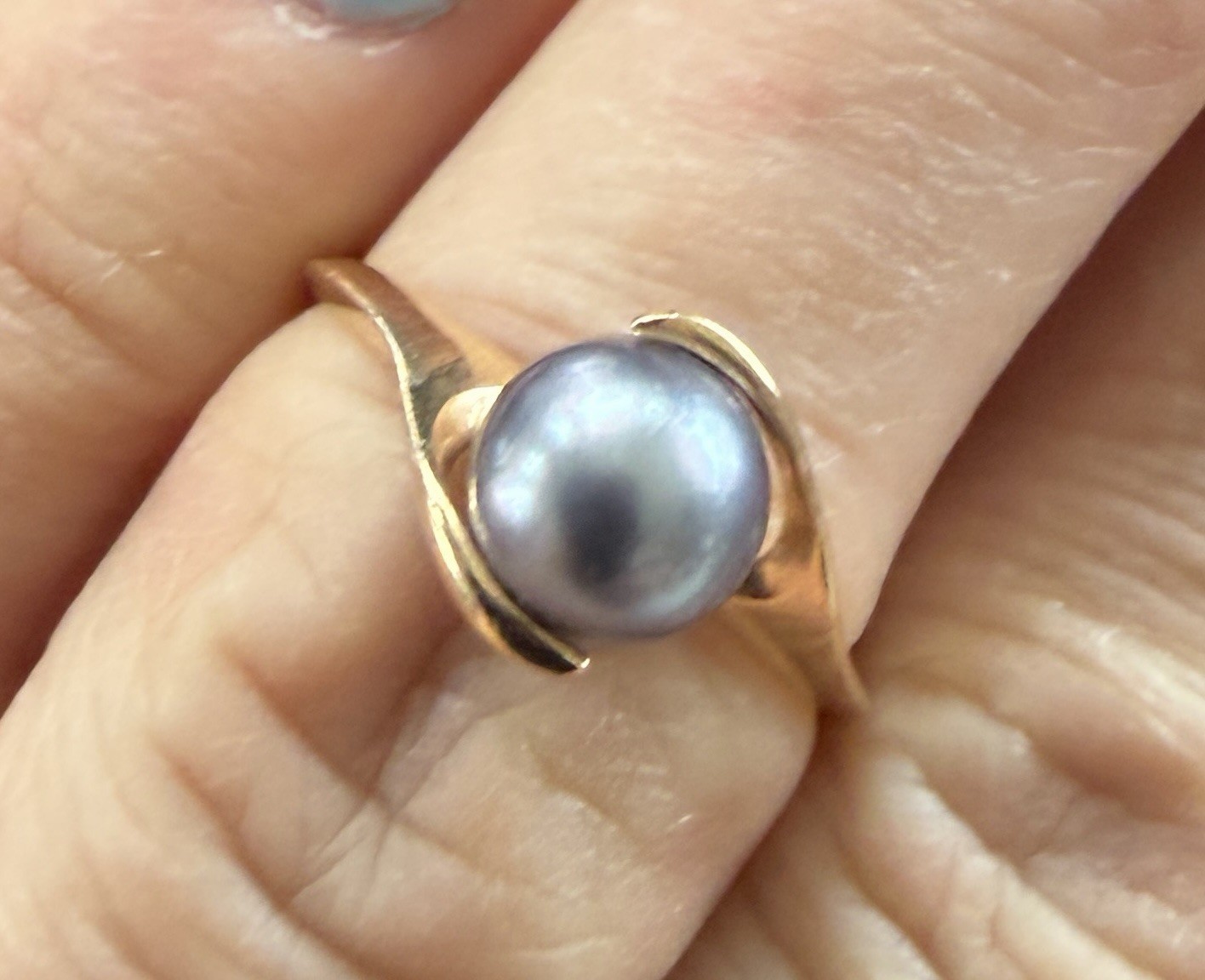 14k Yellow Gold Gray Black Pearl Ring