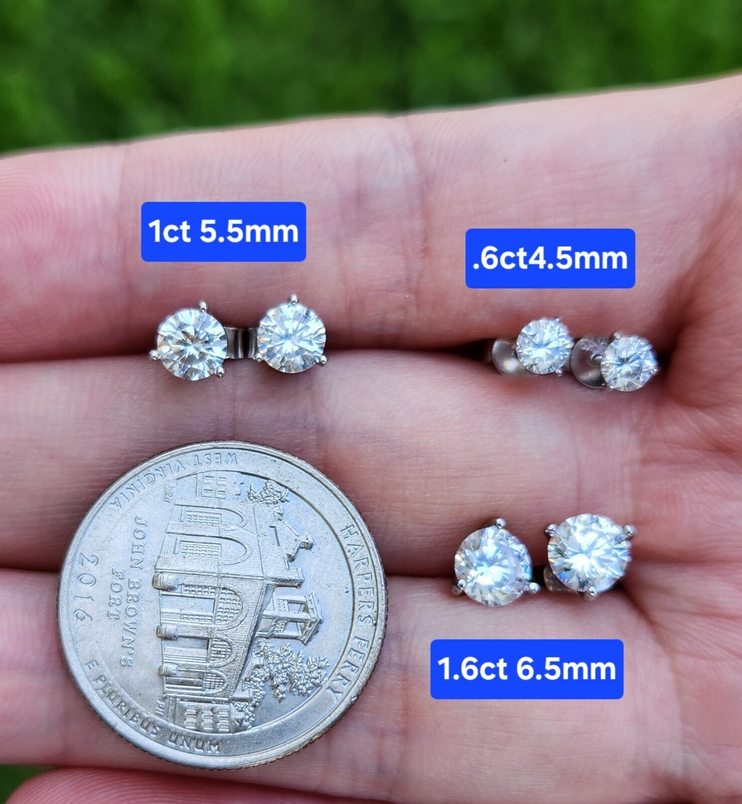 MEN 1CT Three Prong Moissanite 5.5mm Stud Earrings White Gold-Plated Silver