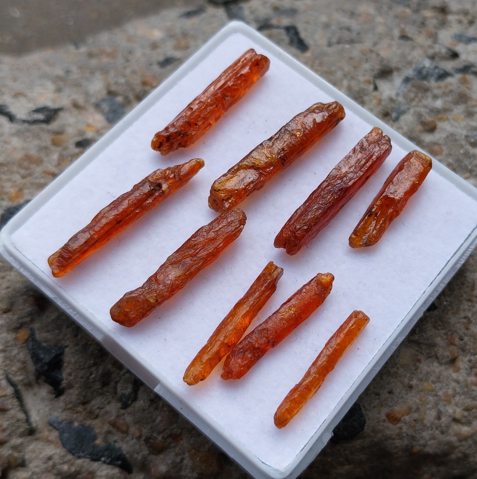 31 Carat 17 to 35 MM Natural Orange Kyanite Crystal Raw Rough Pencil 9 Piece Lot