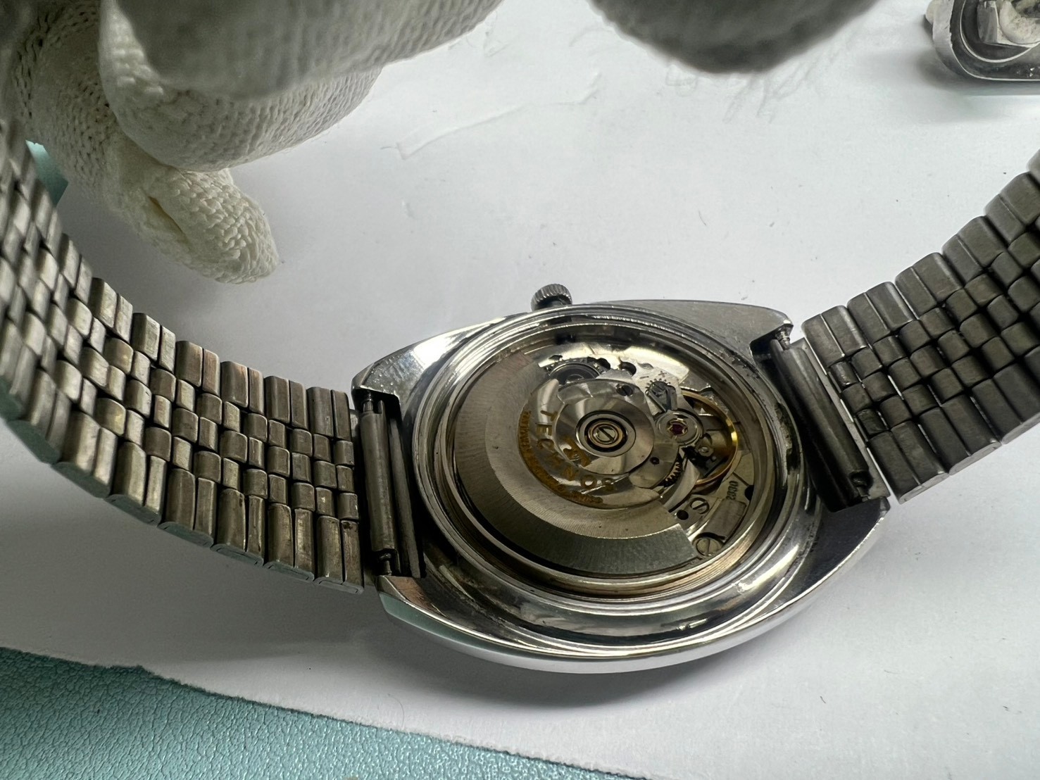79. Technos day date Fire Bird 37 mm running cal 2830