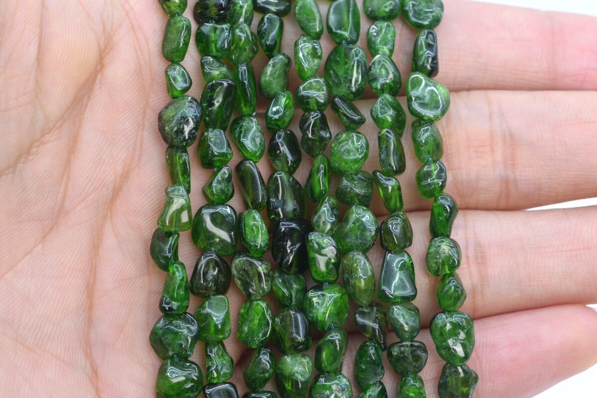 6-8MM Genuine Natural Green Chrome Diopside Pebble Nugget Grade AAA Loose Beads