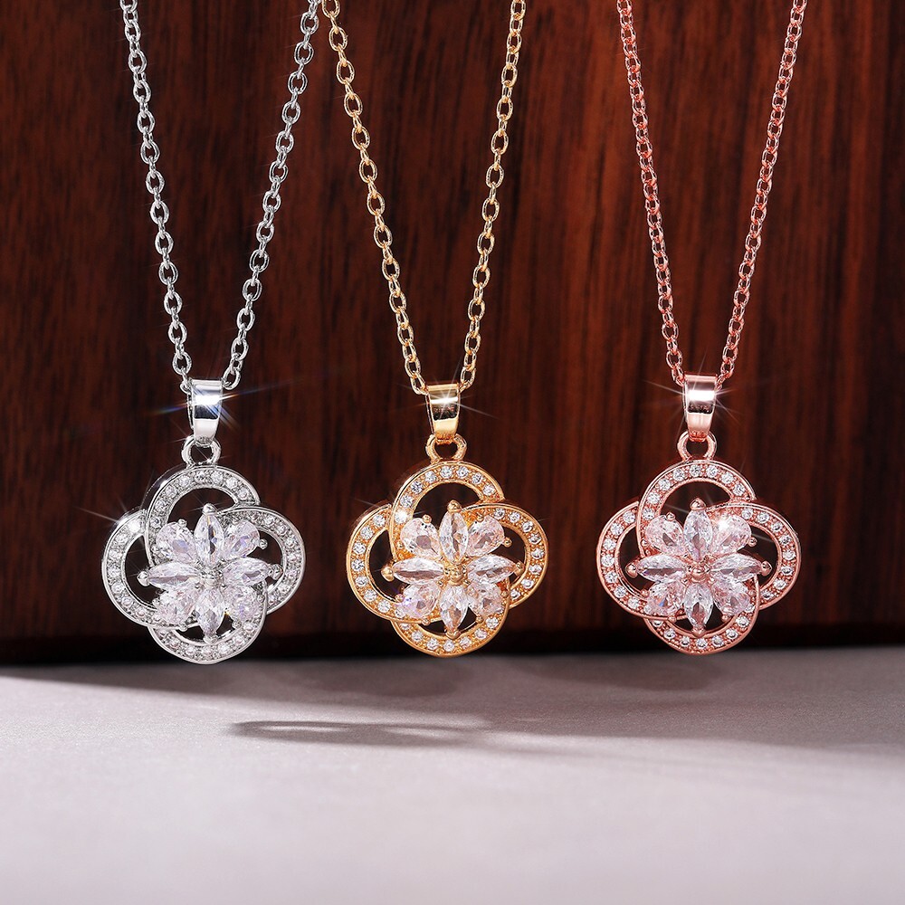 1.6 CT Simulated Diamond Pendant 925 Silver Plated Necklace for Valentine Gifts