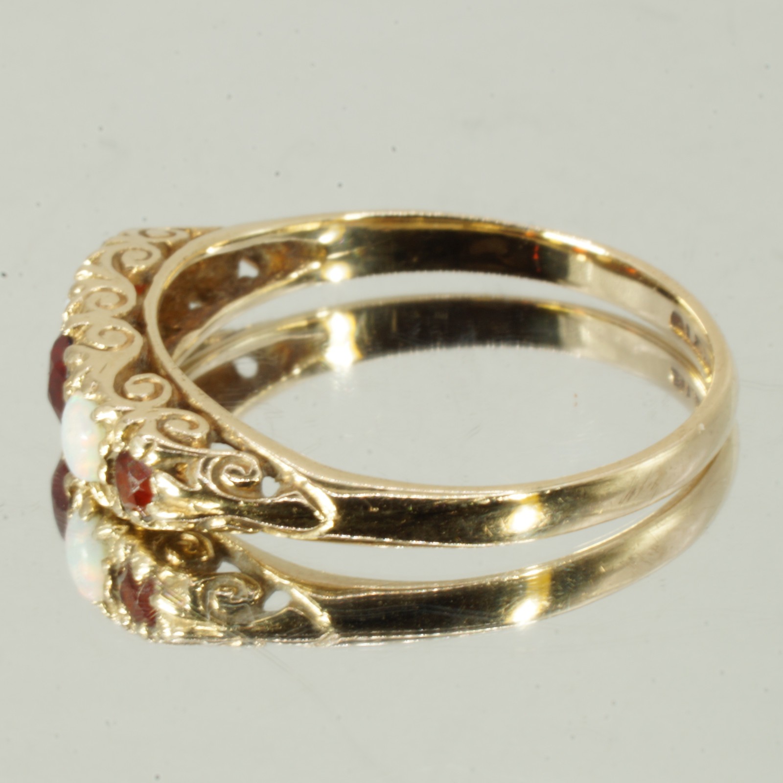 9ct Yellow Gold Classic Opal Garnet Half Eternity Ring UK Size N1/2 PreOwned 376