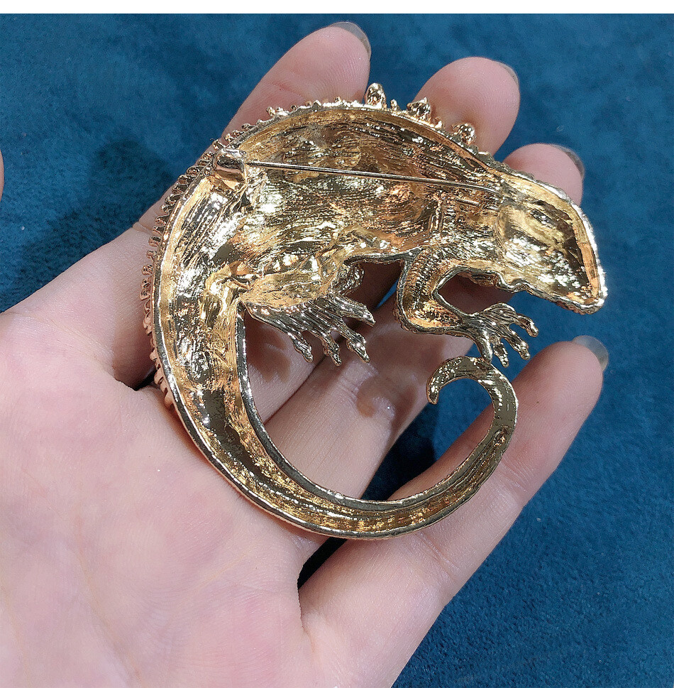 Simple Retro Lizard Animal Brooch Chameleon Pin Exquisite Jewelry
