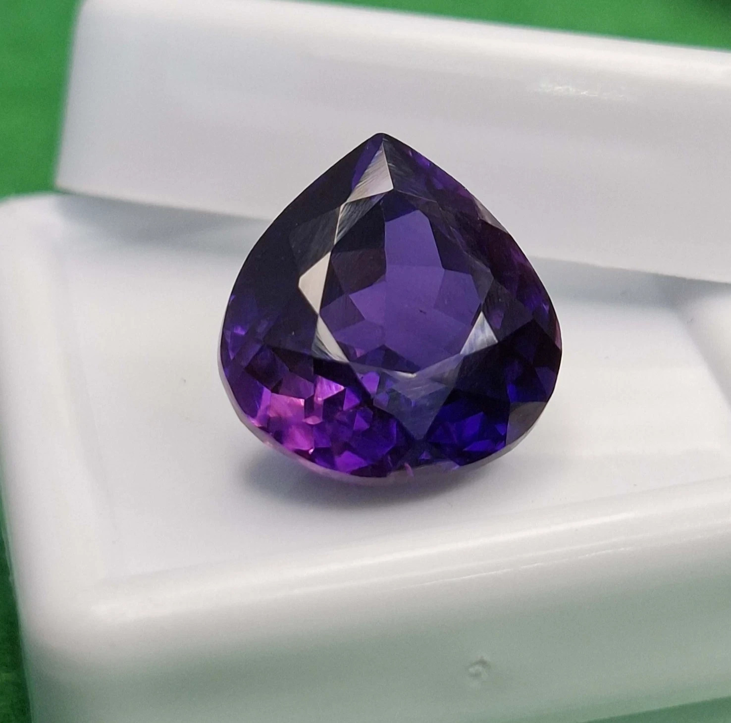 Mesmerizing Purple Blue Tanzanite Pear Cut 9-11 Ct Natural Certified Gemstone