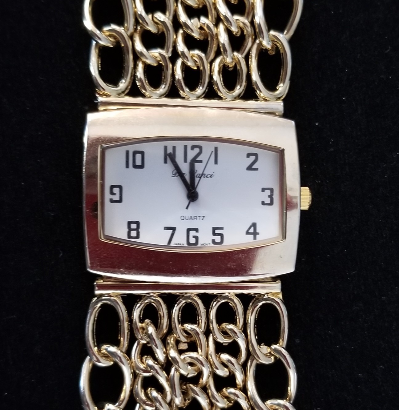 Da Vanci Gold Tone Watch 5 Chain Band 7.75″ New Battery