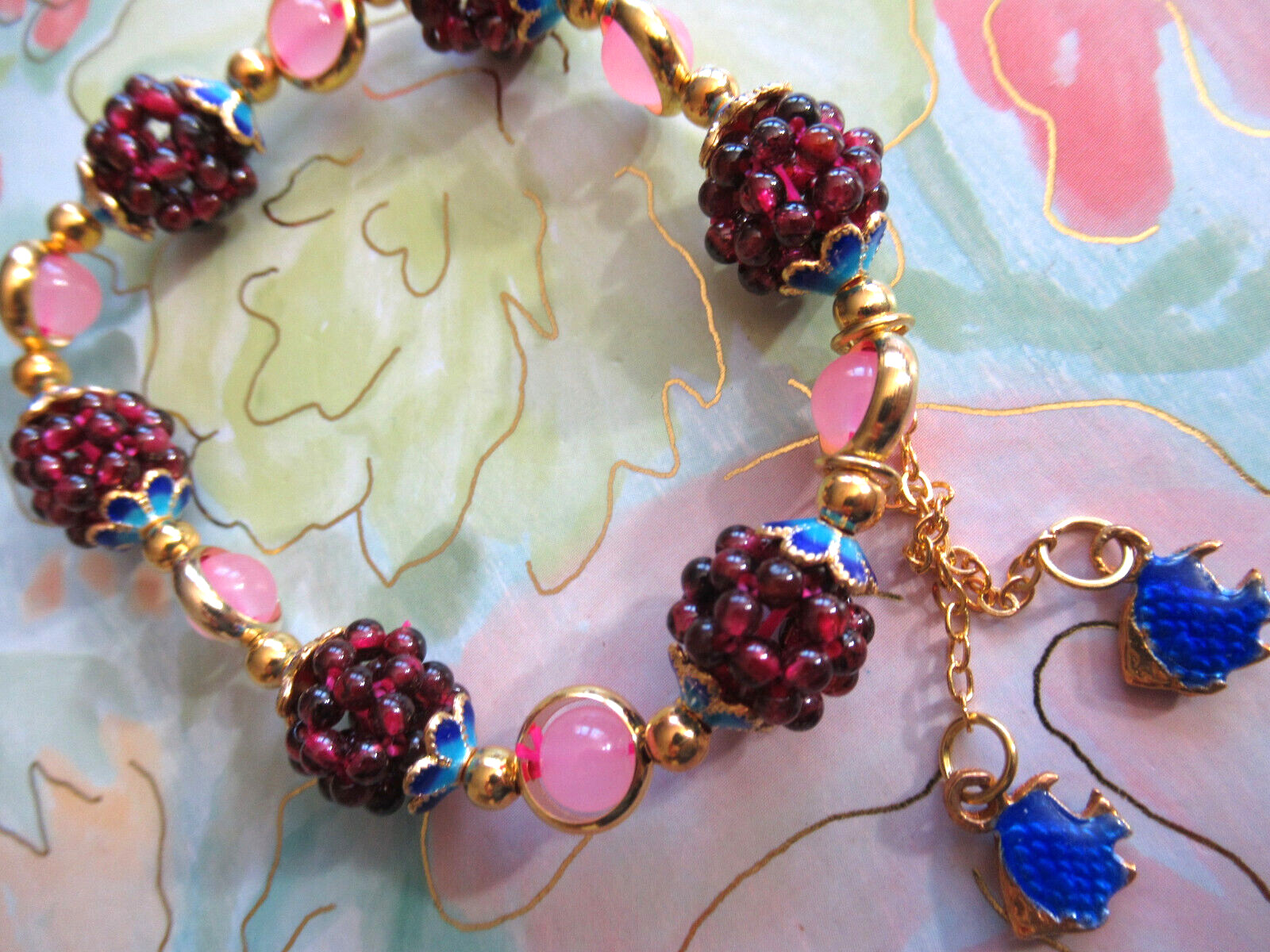 Lovely Raspberry Fruit Acrylic Beads with Blue Flower Pink Bead Bracelet Nice