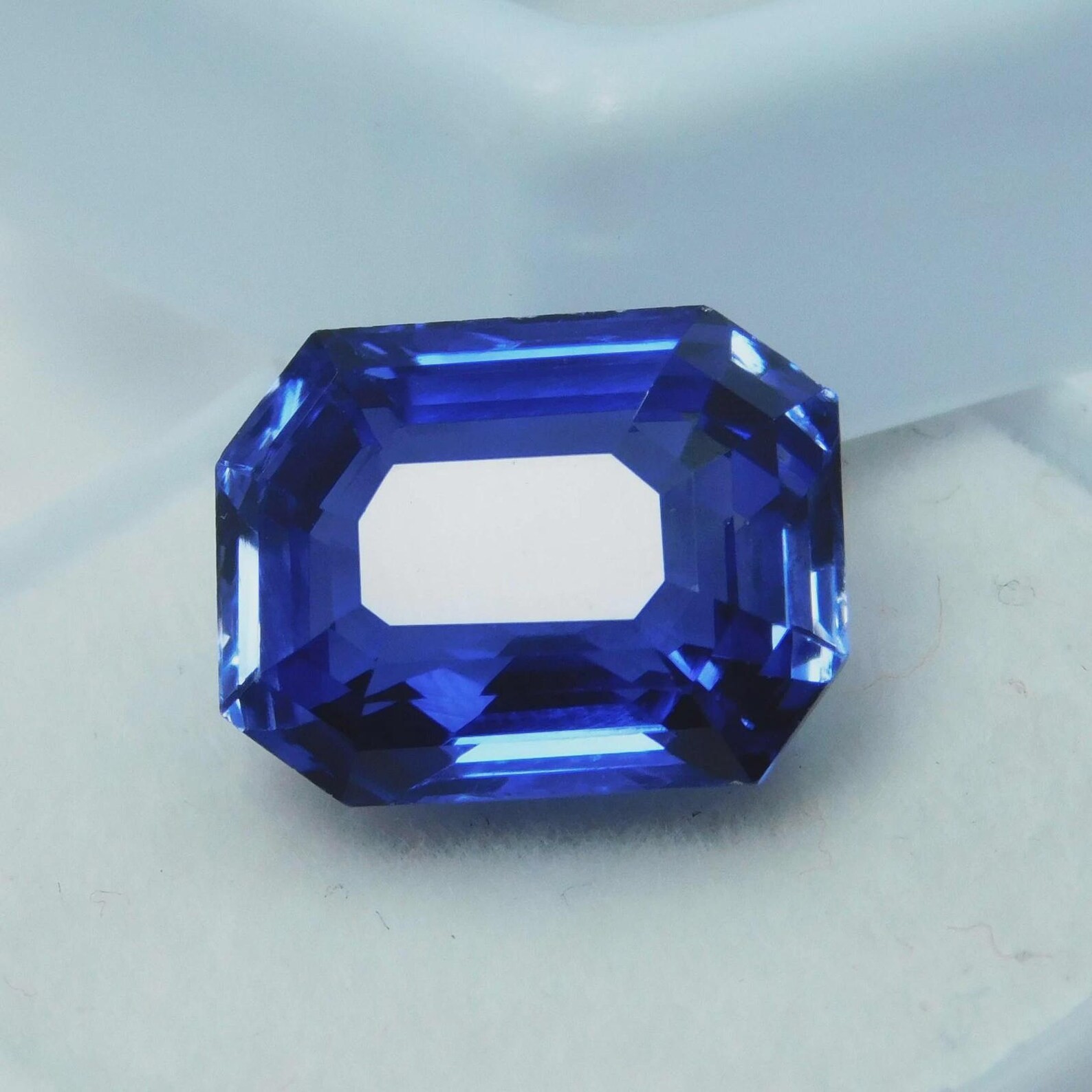 CERTIFIED 7.00 Ct Natural blue Diamond emerald LOOSE VVS/ 14 mm
