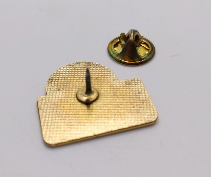 Vintage Hawaii Sailboat Lapel Hat Pin Enamel Red Green Yellow Blue Gold Tone