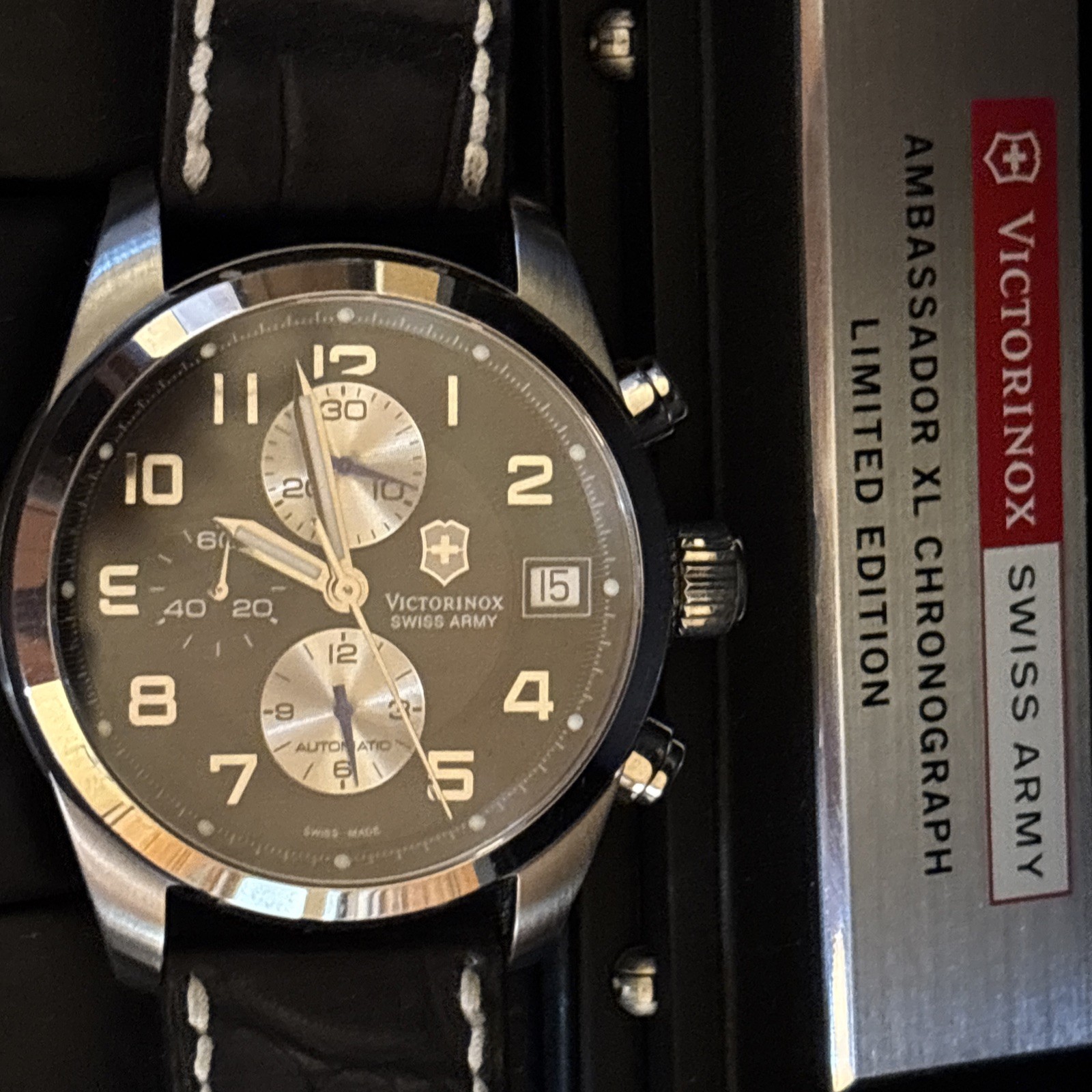 VICTORINOX SWISS ARMY AUTOMATIC MEN WATCH 241129 RARE LIMITED EDITION TIMEPIECE