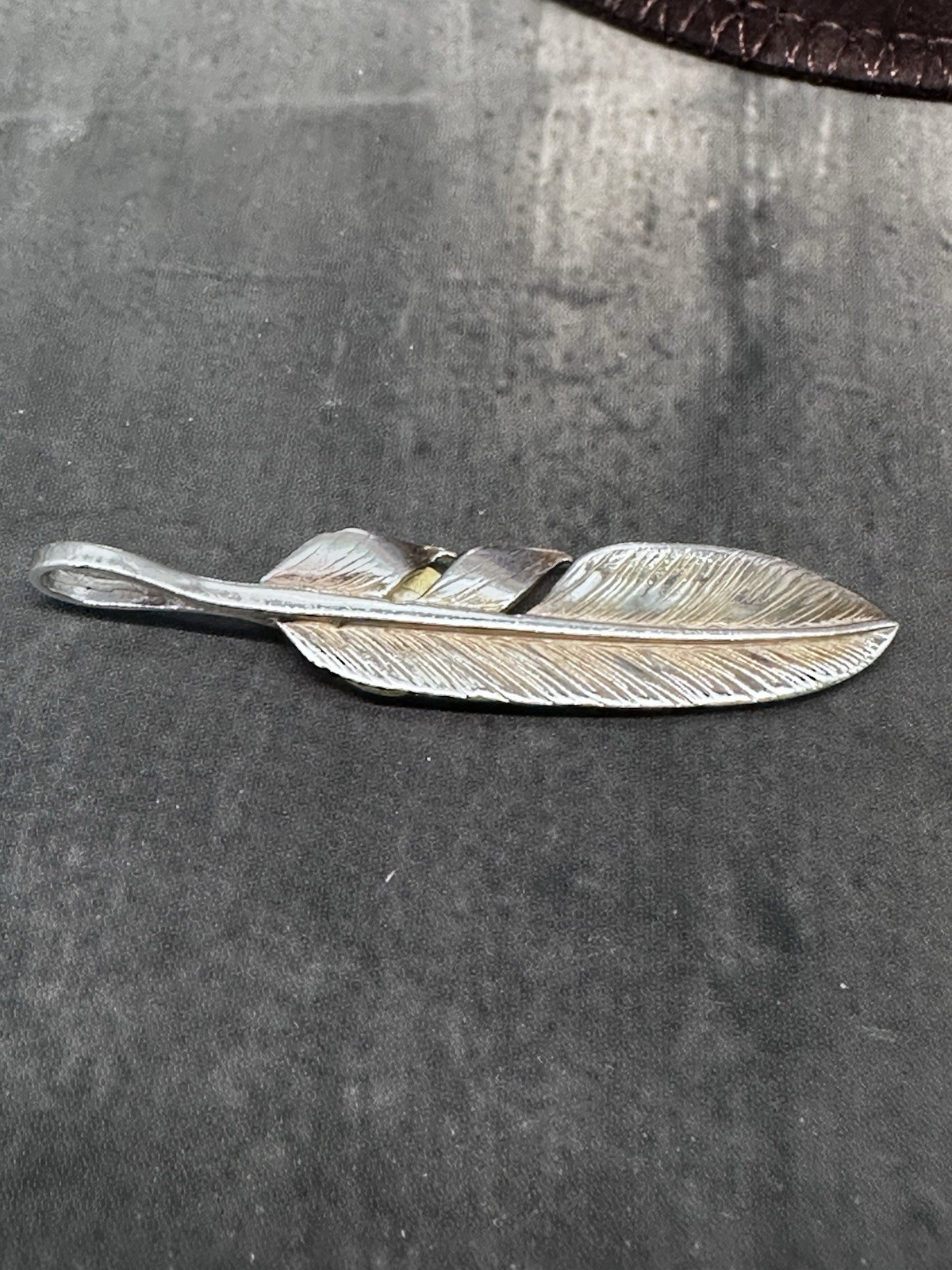 TARO WASHIMI Right Facing Feather K18 And Silver Accessory Japan