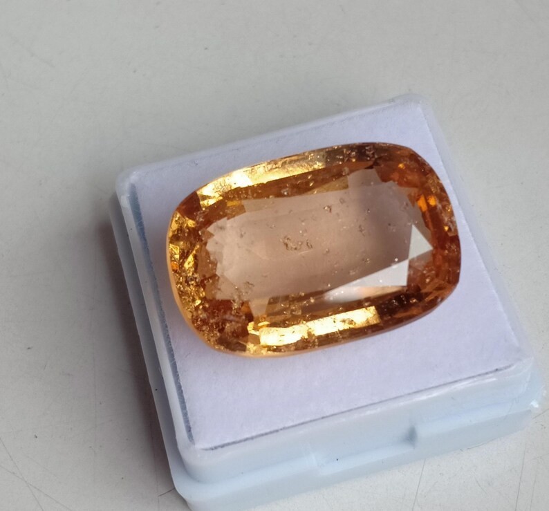 BIG 26.18 Carat Natural Yellow Hessonite Garnet Cushion Unheated Gem 22X15MM