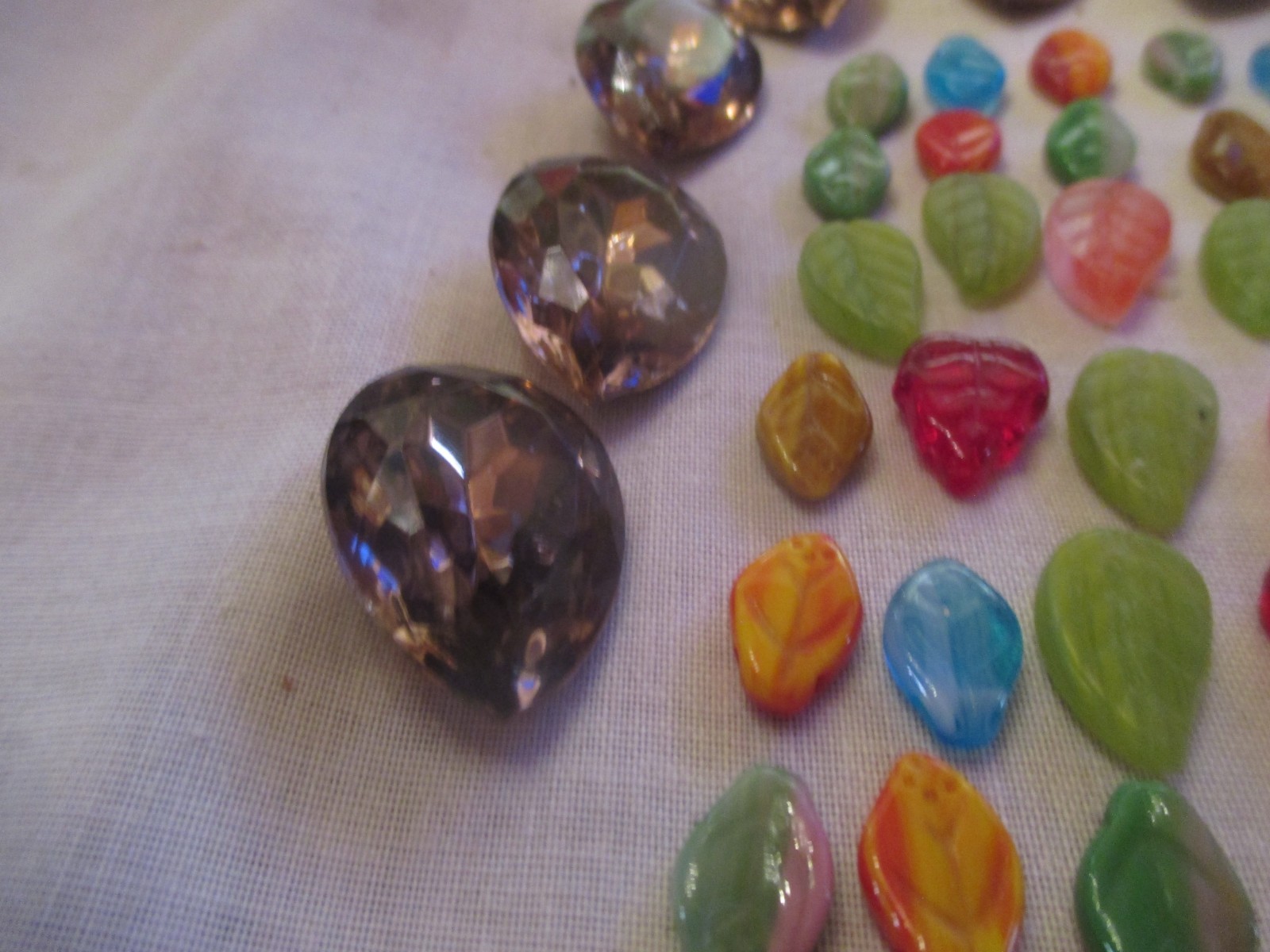 CZECH GLASS LEAF LEAVE RHINETSTONE LOT and CZECH 25mm LT. AMYTHYST RHNESTONES