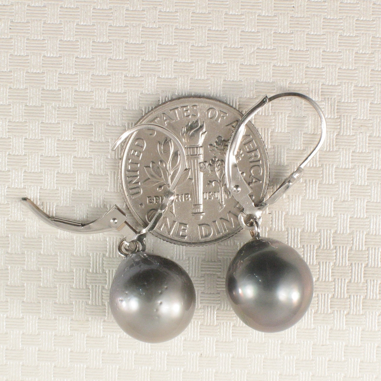 Simple & Beautiful Black Tahitian Pearl 14kt White Gold Leverblack Earrings TPJ