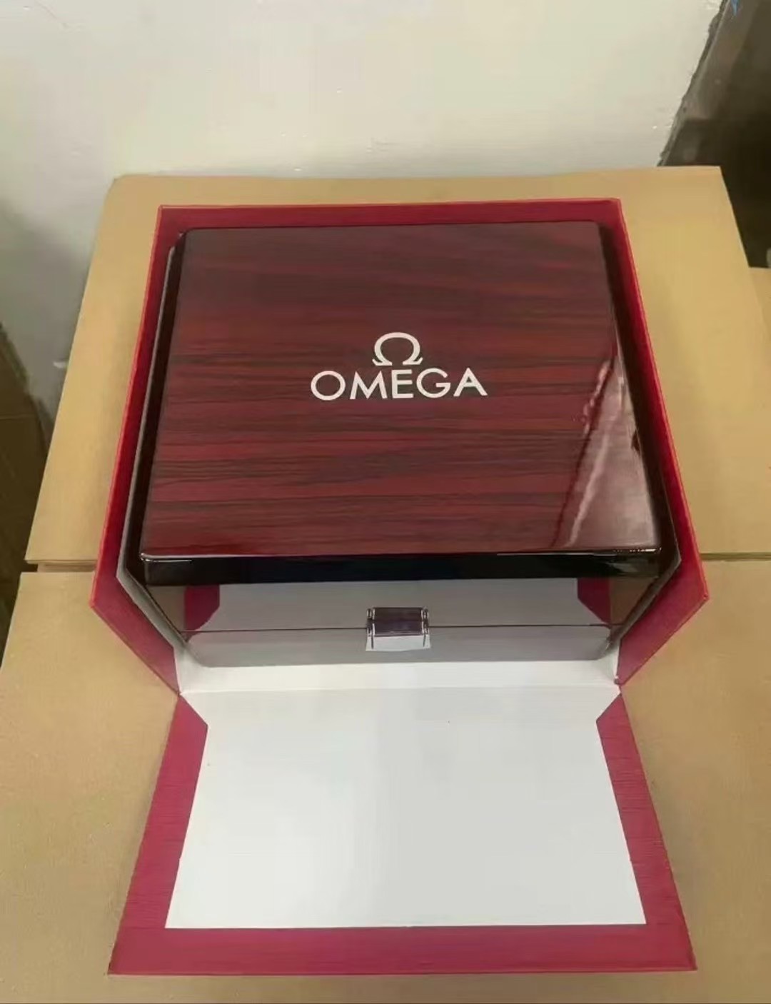 High-end mechanical watch brand storage box classic watch gift box