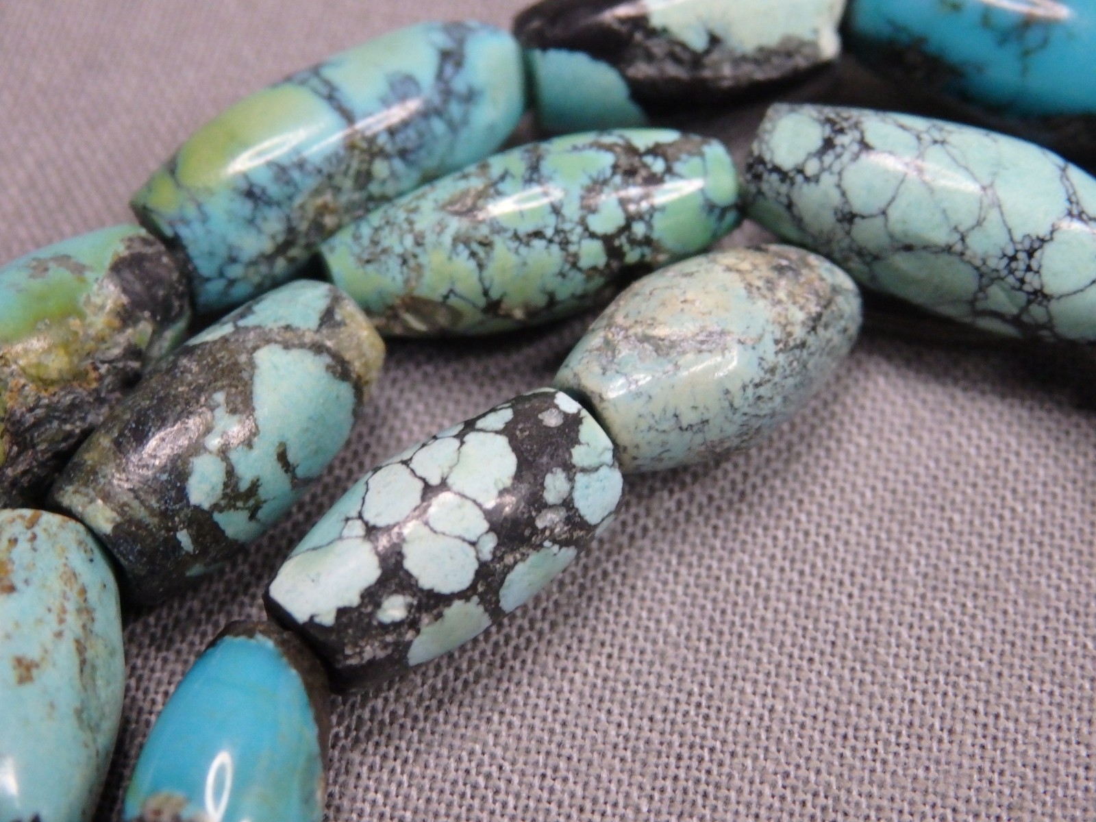 Vintage HUBEI TURQUOISE 12-16mm Long Rice Beads 15.5″ strand 150cts