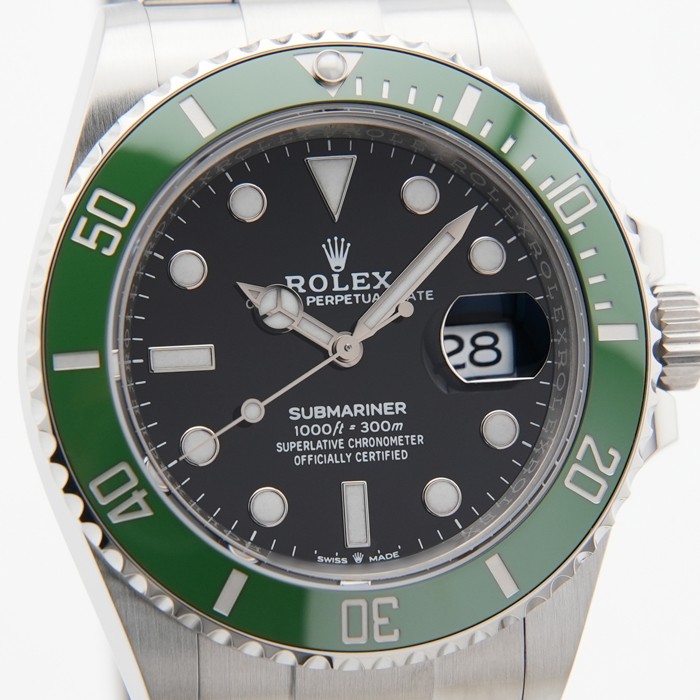 ROLEX Submariner Date 41 126610LV Warranty 2023 Box/Paper
