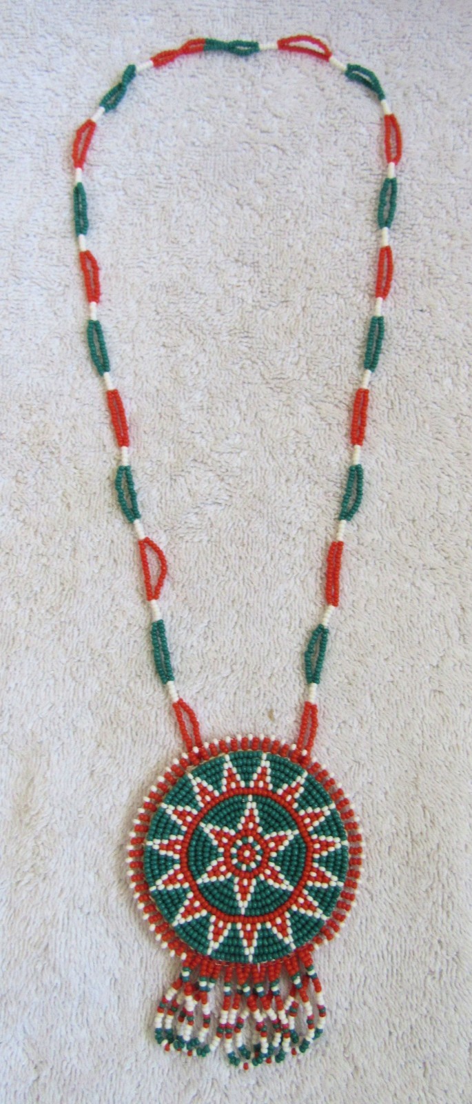 Vintage Sioux Indian Bead Beaded Beadwork Medallion Design Pendant & Necklace