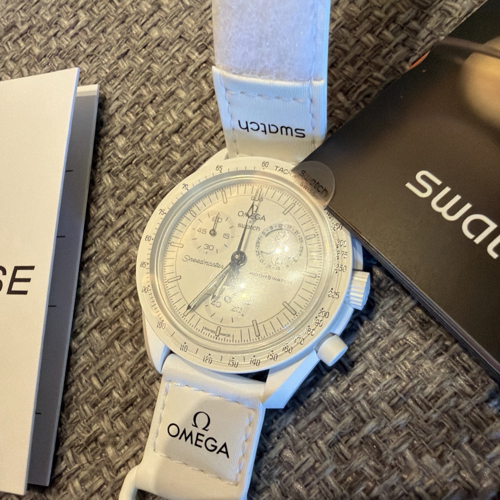 OMEGA x Swatch Speedmaster MoonSwatch Mission to the Moon Snoopy Watch White
